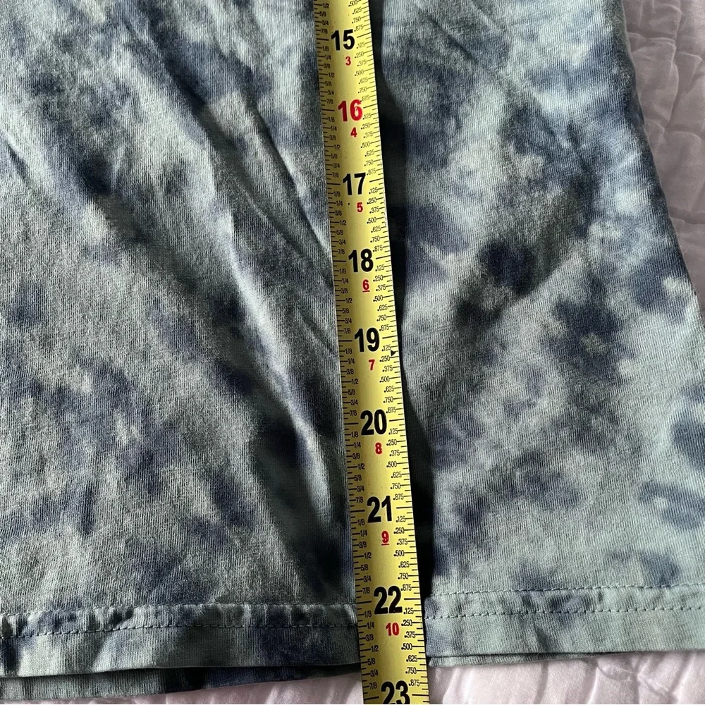 Pact Women's Short Sleeve Green Tie-Dye Tee organic cotton - Picture 3 of 5